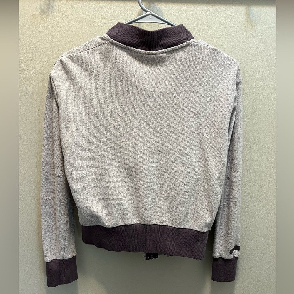 Womens XS Under Armour Sweatshirt - Picture 4 of 6